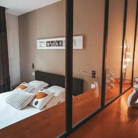 Apartman Suit'home Commerce *